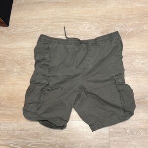H&M Green Cargo Shorts with Relaxed Fit